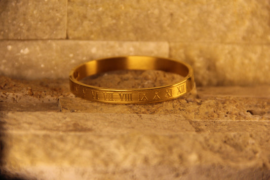 Roman Numeral Mens Waterproof Bangle